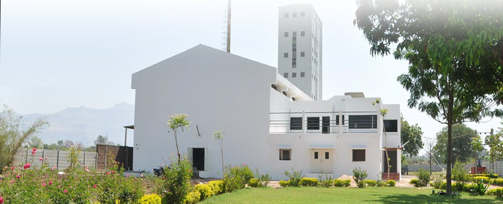 Phyto Life Sciences - Advanced Herbal Extraction Facility India